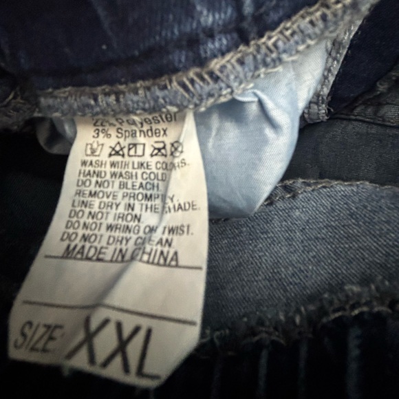 Cropped Drawstring Jeans - Picture 3 of 3